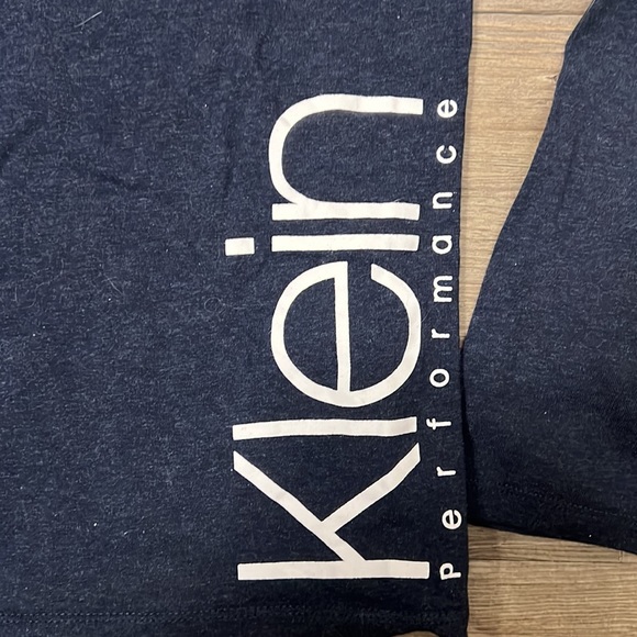 Calvin Klein Performance Dark Navy Long Sleeve Tee NWT - Picture 5 of 6